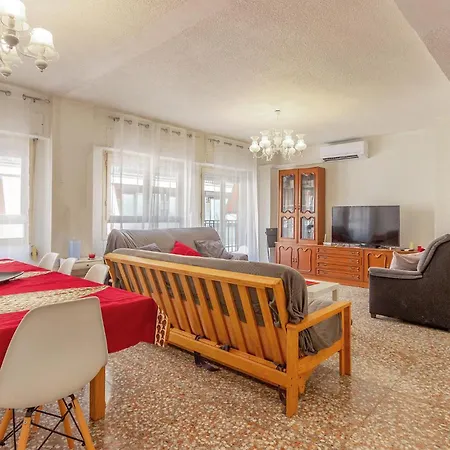 Apartment 3 Bedroom In *